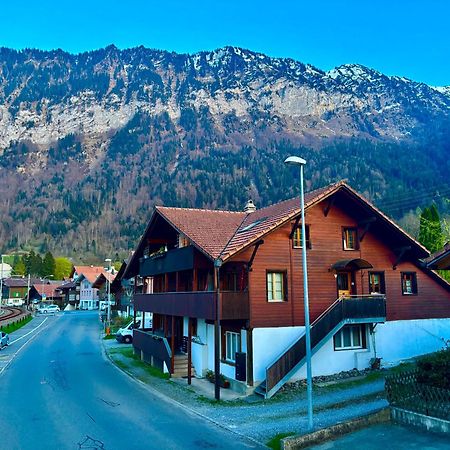 Au Bord Du Lac Darligen Екстер'єр фото