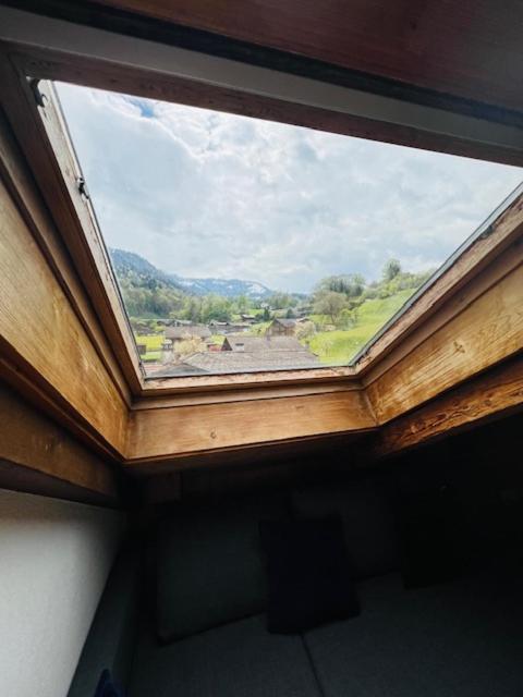 Au Bord Du Lac Darligen Екстер'єр фото