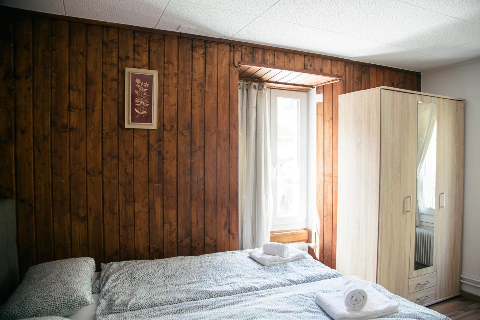 Au Bord Du Lac Darligen Екстер'єр фото