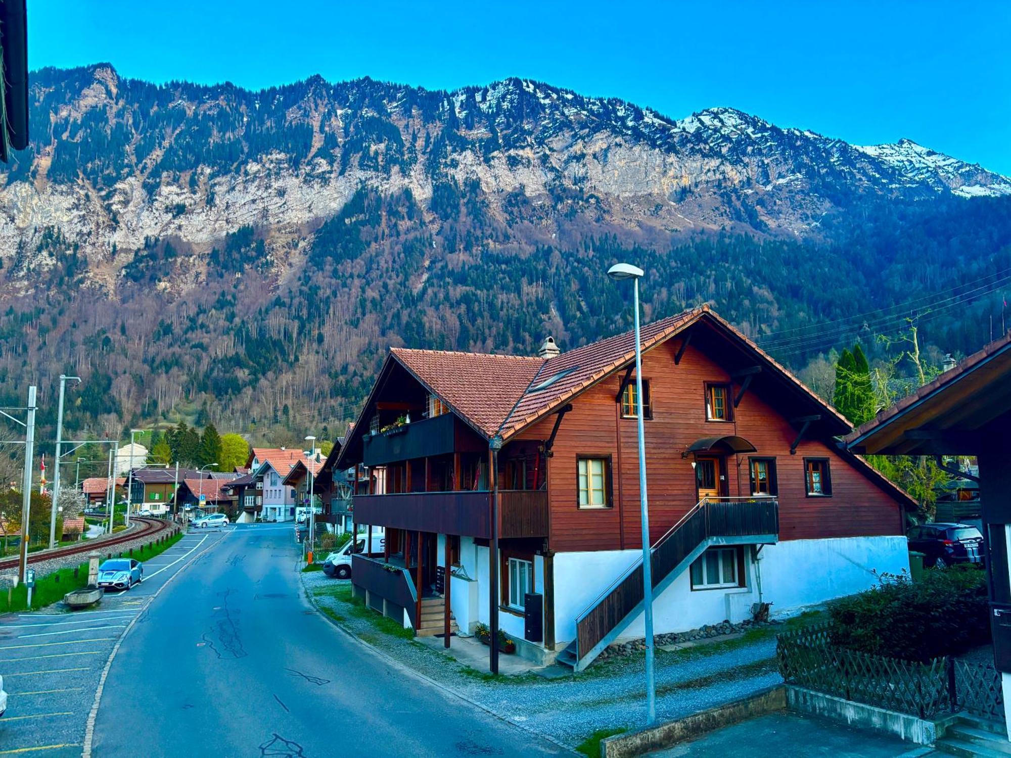 Au Bord Du Lac Darligen Екстер'єр фото