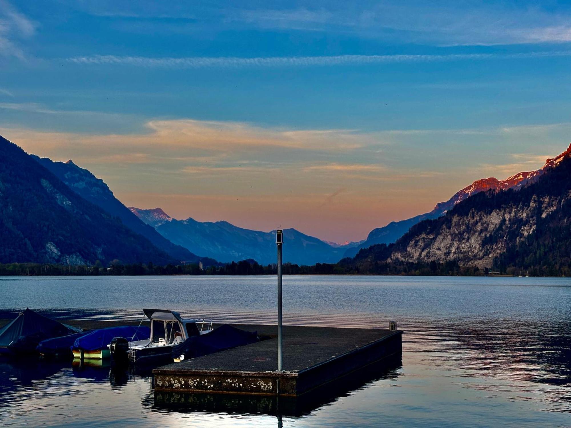 Au Bord Du Lac Darligen Екстер'єр фото
